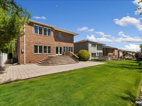 54 Van Nostrand Avenue, Englewood Cliffs NJ 07632