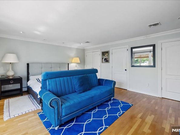 54 Van Nostrand Avenue, Englewood Cliffs NJ 07632