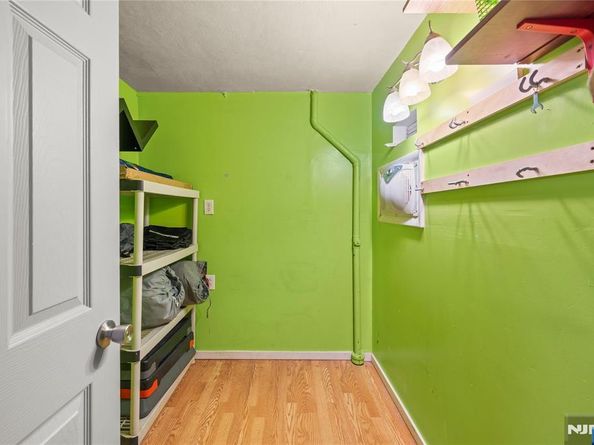 4700 Meadowview Avenue, North Bergen NJ 07047