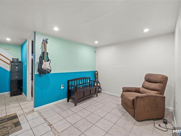 4700 Meadowview Avenue, North Bergen NJ 07047
