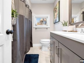 1068 Fairview Lane, Fort Lee NJ 07024