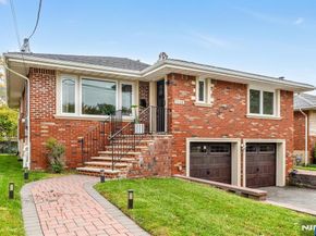 1068 Fairview Lane, Fort Lee NJ 07024