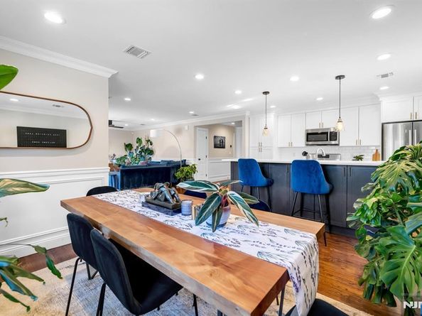 1068 Fairview Lane, Fort Lee NJ 07024