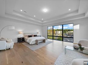 577 Floyd Street, Englewood Cliffs NJ 07632