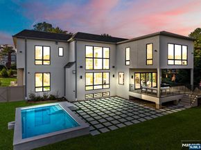 577 Floyd Street, Englewood Cliffs NJ 07632