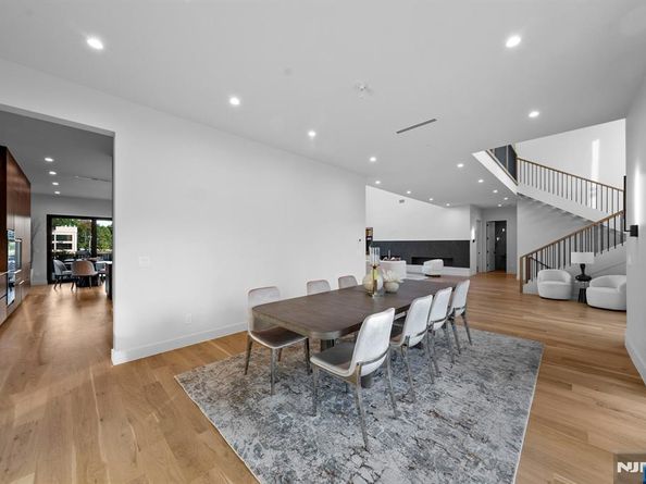 577 Floyd Street, Englewood Cliffs NJ 07632
