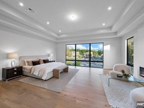 577 Floyd Street, Englewood Cliffs NJ 07632