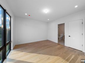 577 Floyd Street, Englewood Cliffs NJ 07632