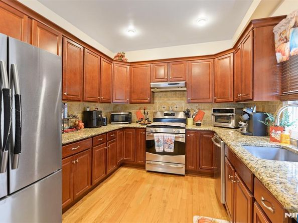 532 64th Street, West New York NJ 07093