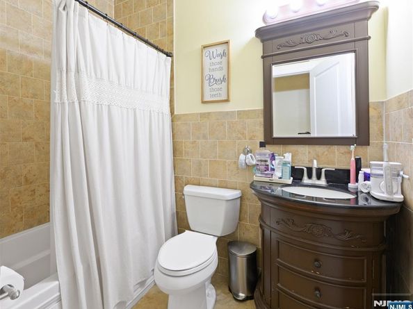 532 64th Street, West New York NJ 07093