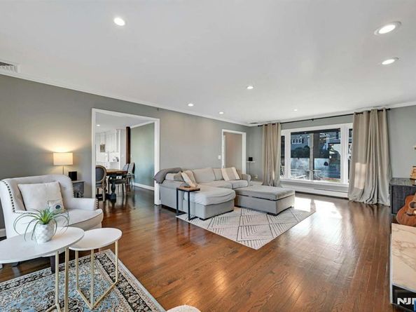 66 Elm Street, Englewood Cliffs NJ 07632