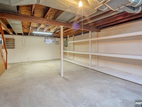 14 Arn Terrace, Secaucus NJ 07094