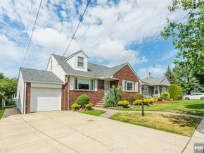 14 Arn Terrace, Secaucus NJ 07094
