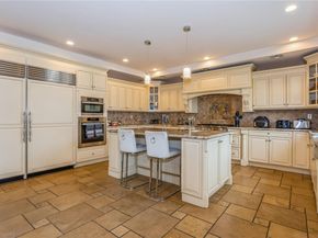 Undisclosed Address #L3543542, North Woodmere NY 11581
