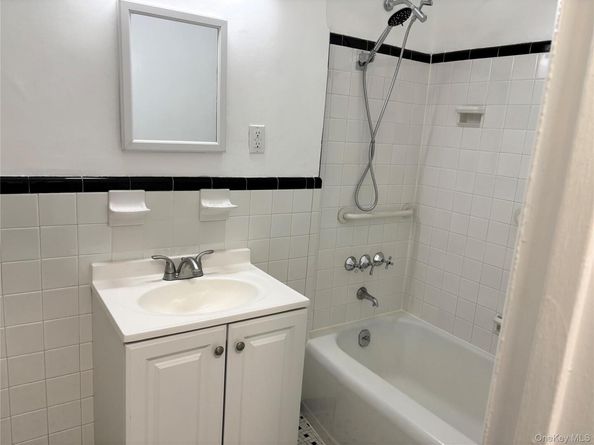 1133 Midland Avenue 1K, Yonkers NY 10708