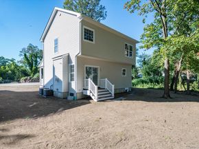 2 Gail-Grace Court, Copiague NY 11726