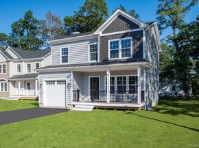 2 Gail-Grace Court, Copiague NY 11726