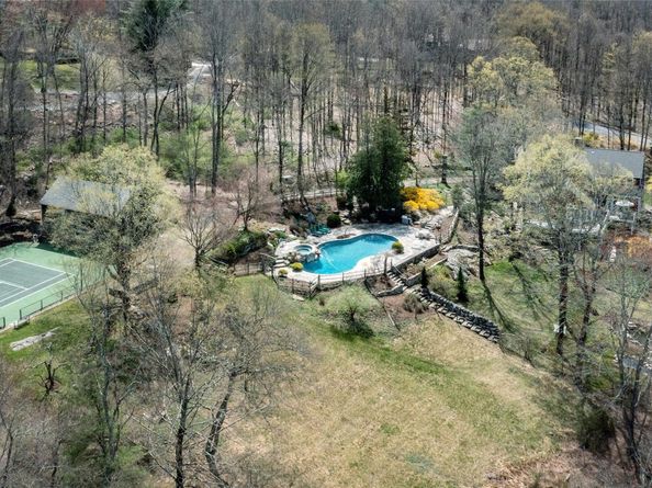 62 Kitchawan Road, Pound Ridge NY 10576