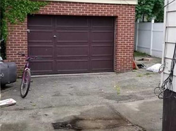 205-28 110th Avenue, Saint Albans NY 11412