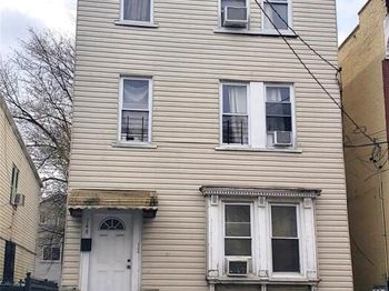 748 E 223rd Street