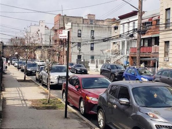 748 E 223rd Street, Bronx NY 10466