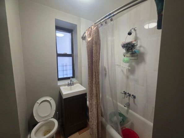1711 Davidson Avenue 1N, Bronx NY 10453