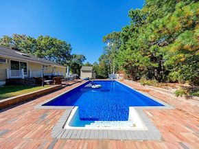 16 SQUIRES Avenue, East Quogue NY 11942