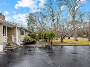 16 SQUIRES Avenue, East Quogue NY 11942