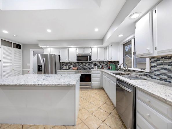 16 SQUIRES Avenue, East Quogue NY 11942
