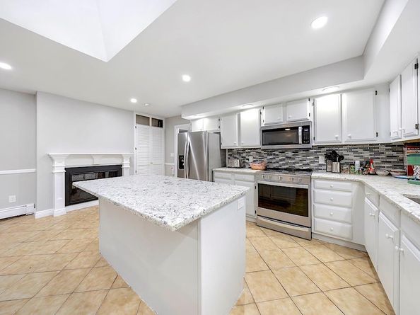 16 SQUIRES Avenue, East Quogue NY 11942