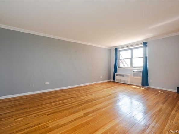 85-10 151 Avenue 5E, Howard Beach NY 11414