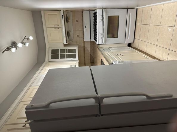 87-30 62nd Avenue 5E, Rego Park NY 11374