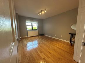 87-30 62nd Avenue 5E, Rego Park NY 11374