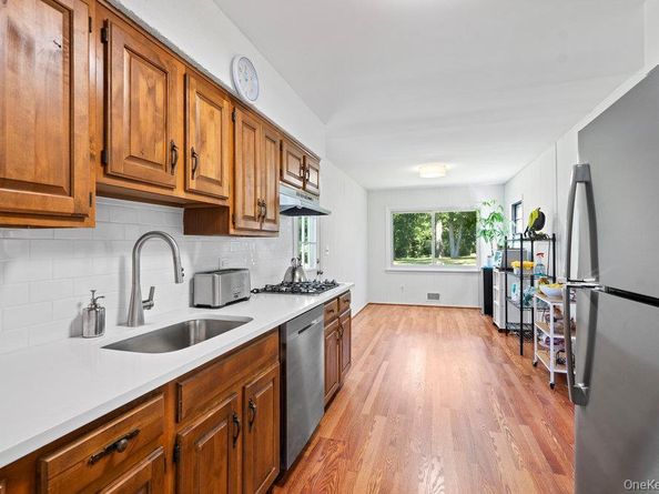17 Wyoming Street, Commack NY 11725