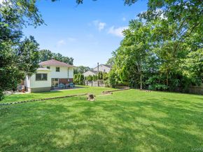17 Wyoming Street, Commack NY 11725