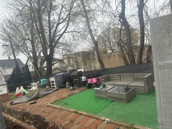 21 Drake Avenue, New Rochelle NY 10805