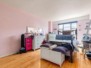 52-30 39 Drive 9B, Woodside NY 11377