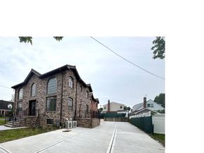 36-46 205th ST, Bayside NY 11361