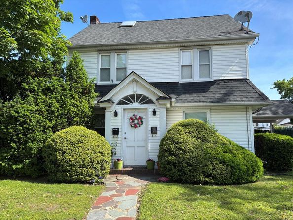 401 Merrick Road, Rockville Centre NY 11570