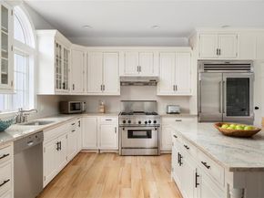 117 Mill Creek Close, Water Mill NY 11976