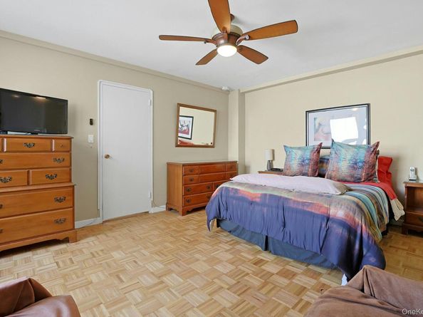 12 Old Mamaroneck Road 7k, White Plains NY 10605
