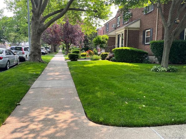 210-12 69th Avenue Lower, Oakland Gardens NY 11364