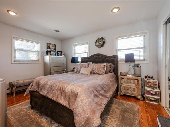 22 Cheshire Road, Inwood NY 11096