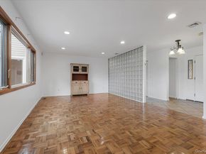 4 Marshmallow Drive, Commack NY 11725