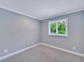 10 Evelyn Drive, Bethpage NY 11714