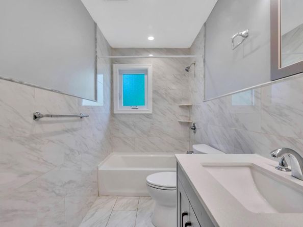 10 Evelyn Drive, Bethpage NY 11714