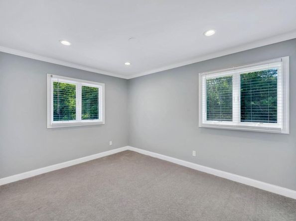 10 Evelyn Drive, Bethpage NY 11714