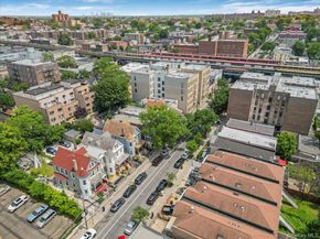 661 E 225th Street, Bronx NY 10466