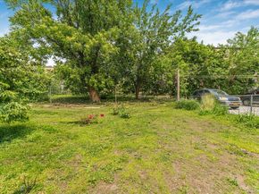 661 E 225th Street, Bronx NY 10466