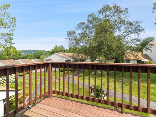 84 Molly Pitcher Lane H, Yorktown Heights NY 10598
